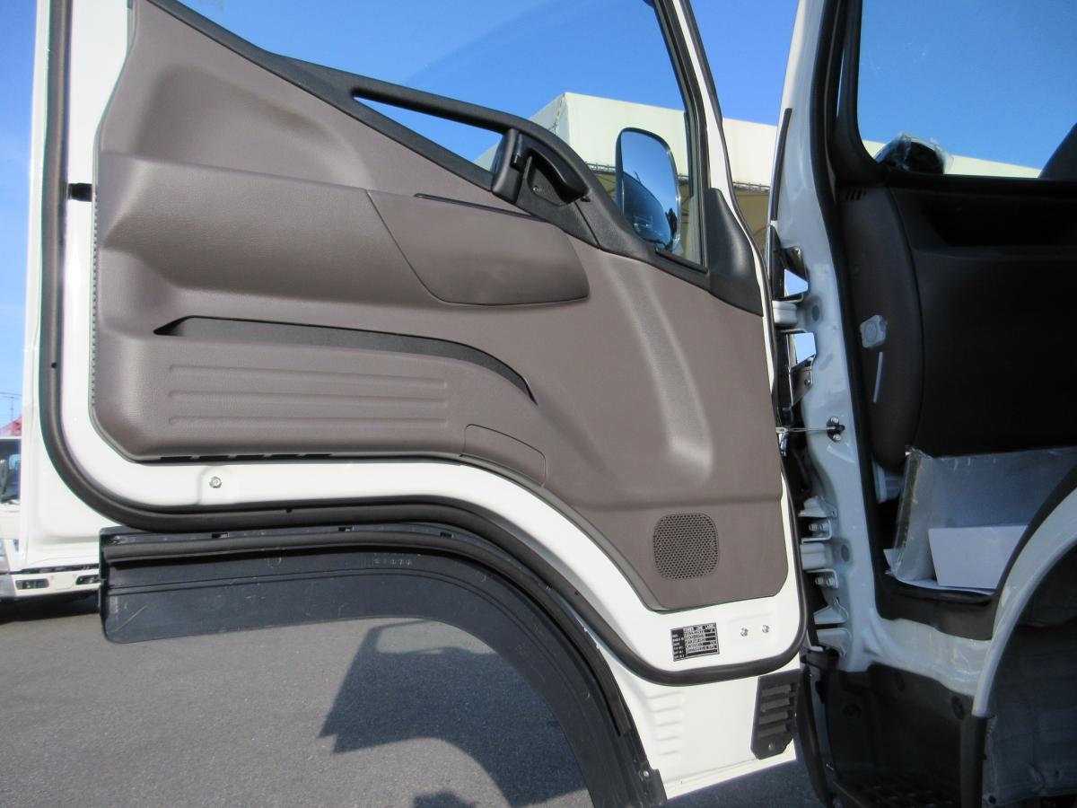 新型現行車 キャンター 土砂禁深ダンプ 車両総重量4985Kg|中古トラックの販売・買取・査定のアイナビ