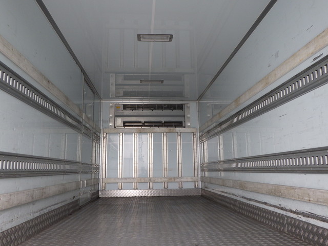 日野TKG-FC9JJAA冷凍車4t標準幅|中古トラックの販売・買取・査定のアイナビ