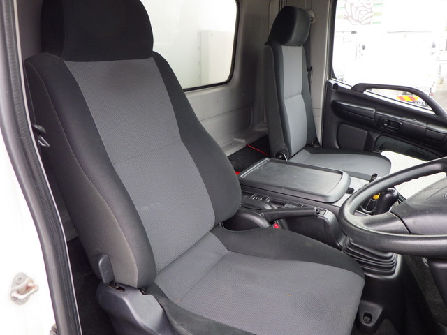 日野TKG-FC9JJAA冷凍車4t標準幅|中古トラックの販売・買取・査定のアイナビ