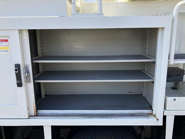 日野 特殊車両 デュトロ|中古トラックの販売・買取・査定のアイナビ