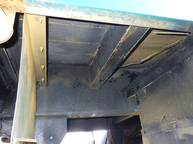 東急 平成4年式 チップ積み中落ちセミトレーラ|中古トラックの販売・買取・査定のアイナビ