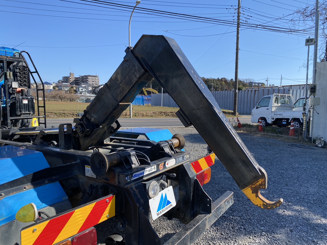 レンジャー H26年式、アームロール車、車検付|中古トラックの販売・買取・査定のアイナビ