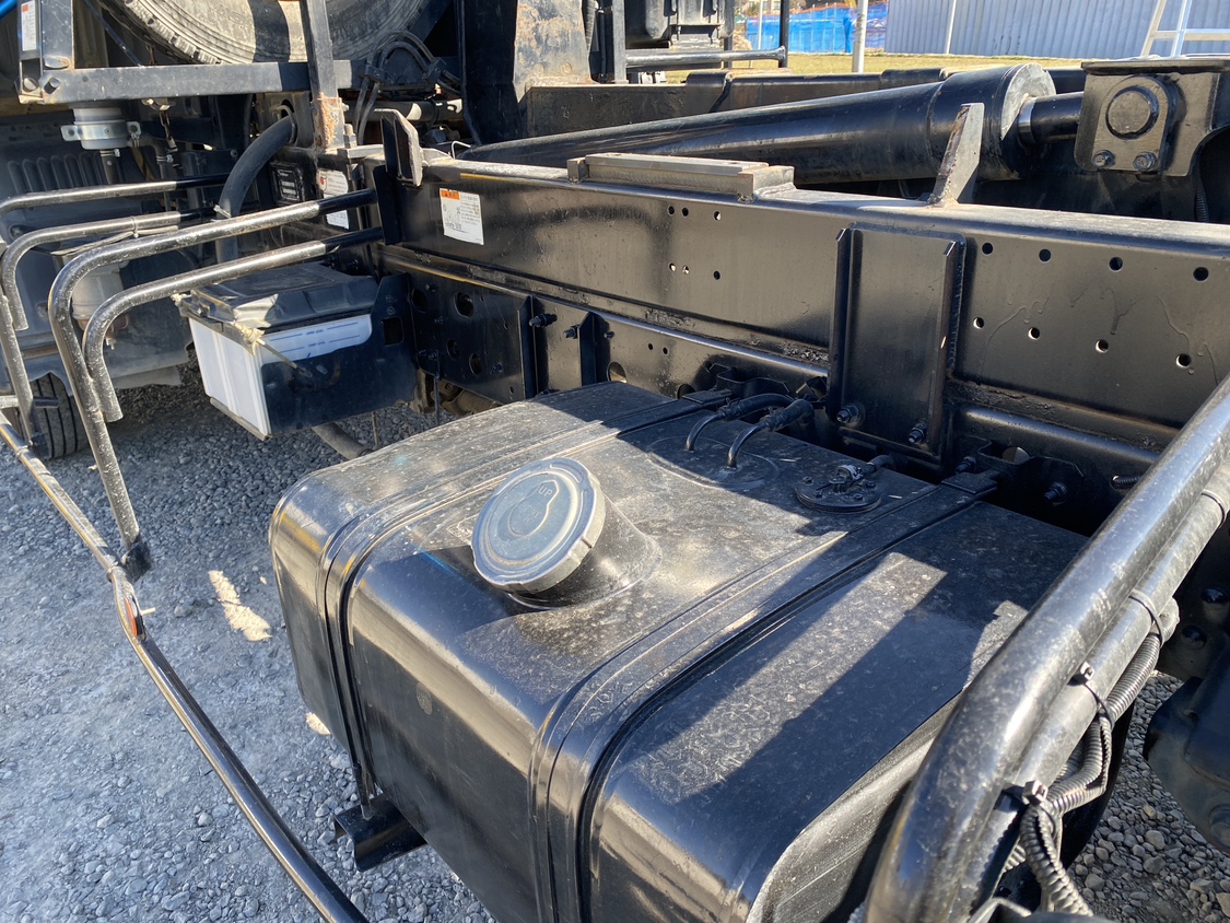 レンジャー H26年式、アームロール車、車検付|中古トラックの販売・買取・査定のアイナビ