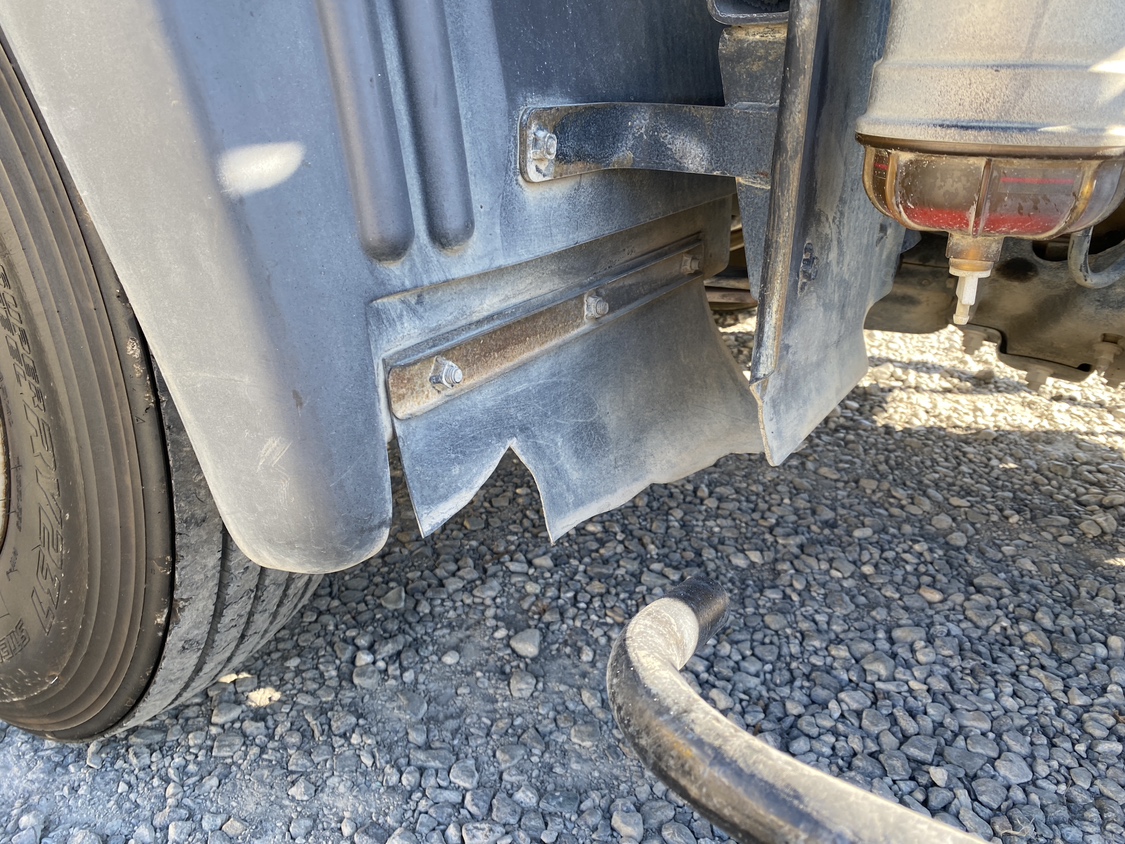 レンジャー H26年式、アームロール車、車検付|中古トラックの販売・買取・査定のアイナビ