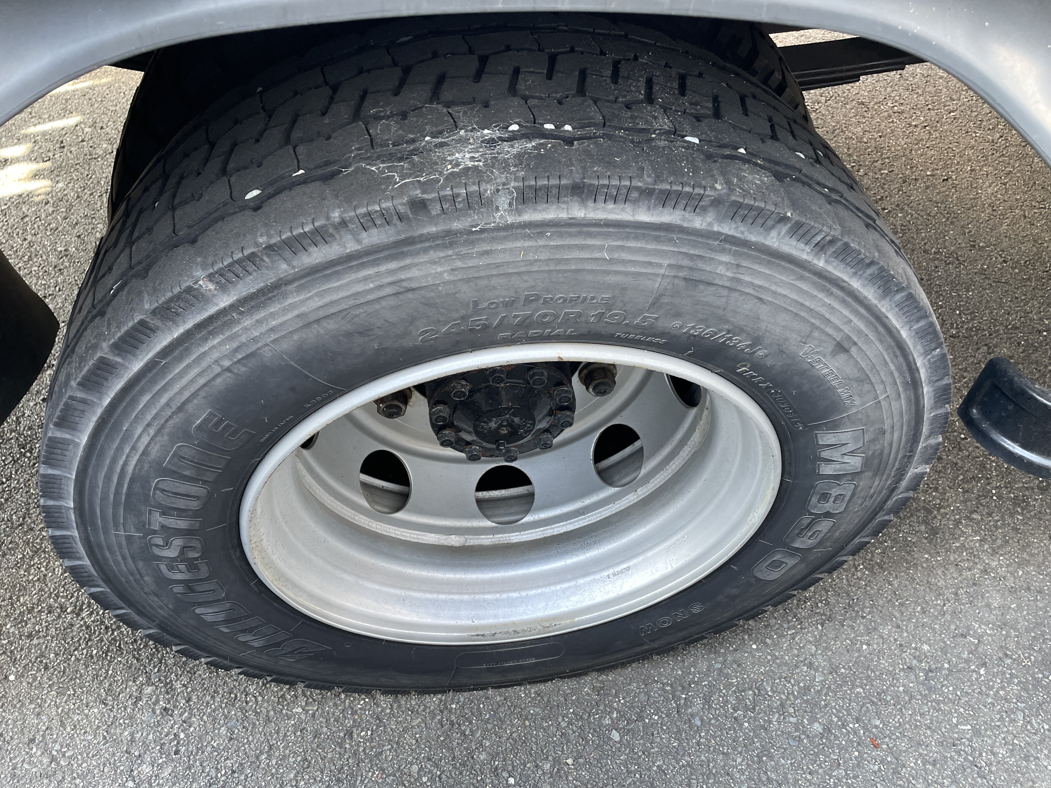 三菱 ふそう ファイター H26 年式 TKG-FK72FY|中古トラックの販売・買取・査定のアイナビ