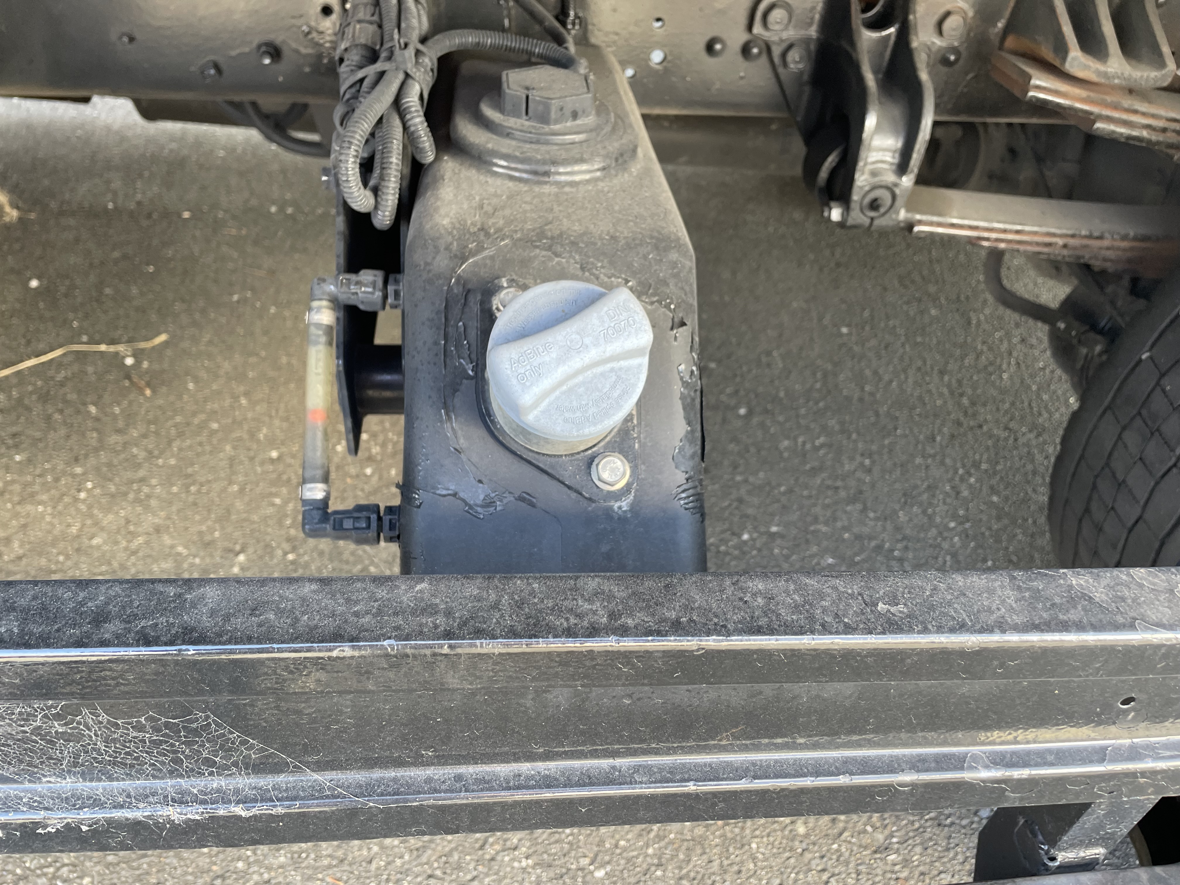 三菱 ふそう ファイター H26 年式 TKG-FK72FY|中古トラックの販売・買取・査定のアイナビ