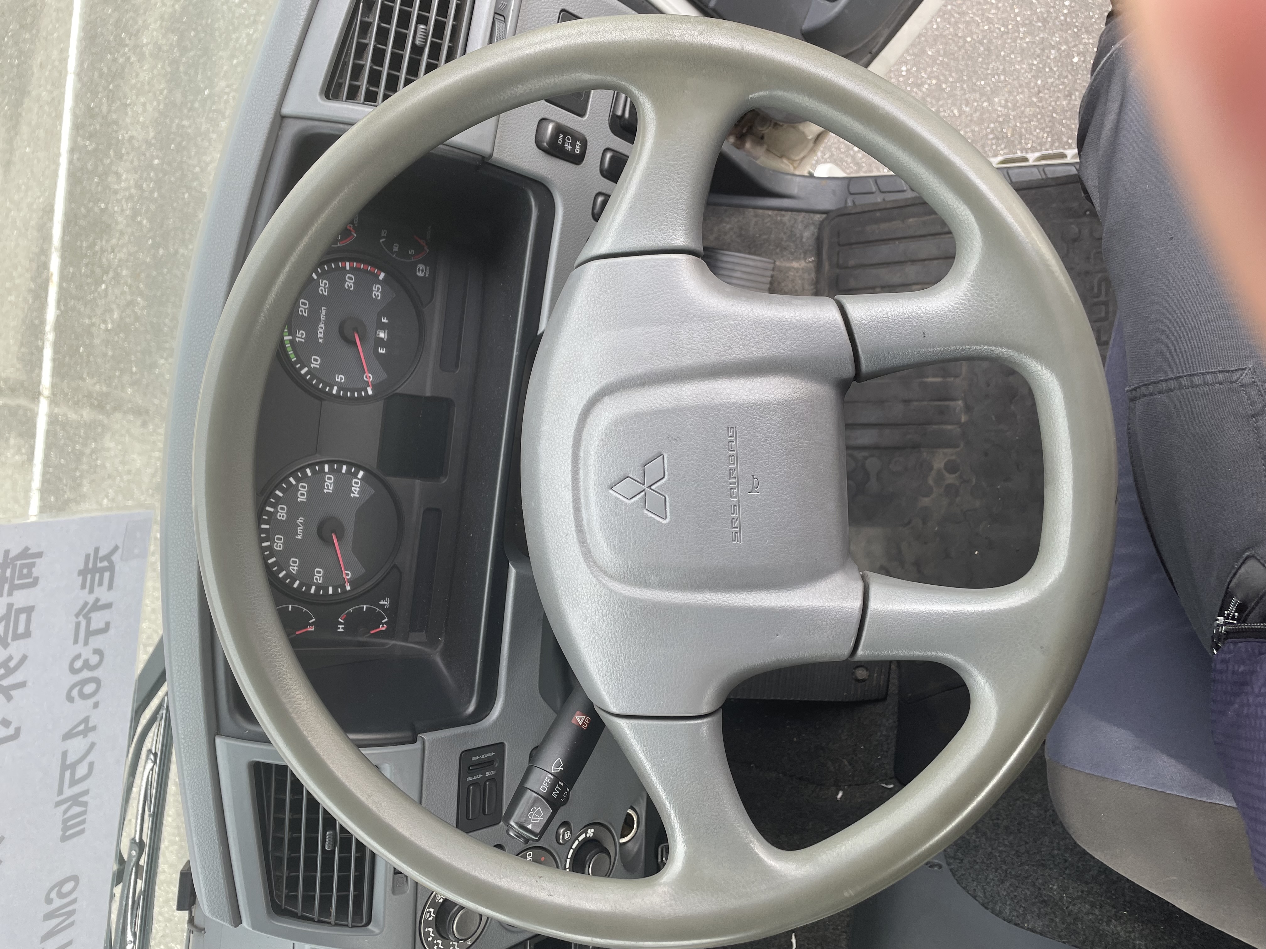 三菱 ふそう ファイター H26 年式 TKG-FK72FY|中古トラックの販売・買取・査定のアイナビ