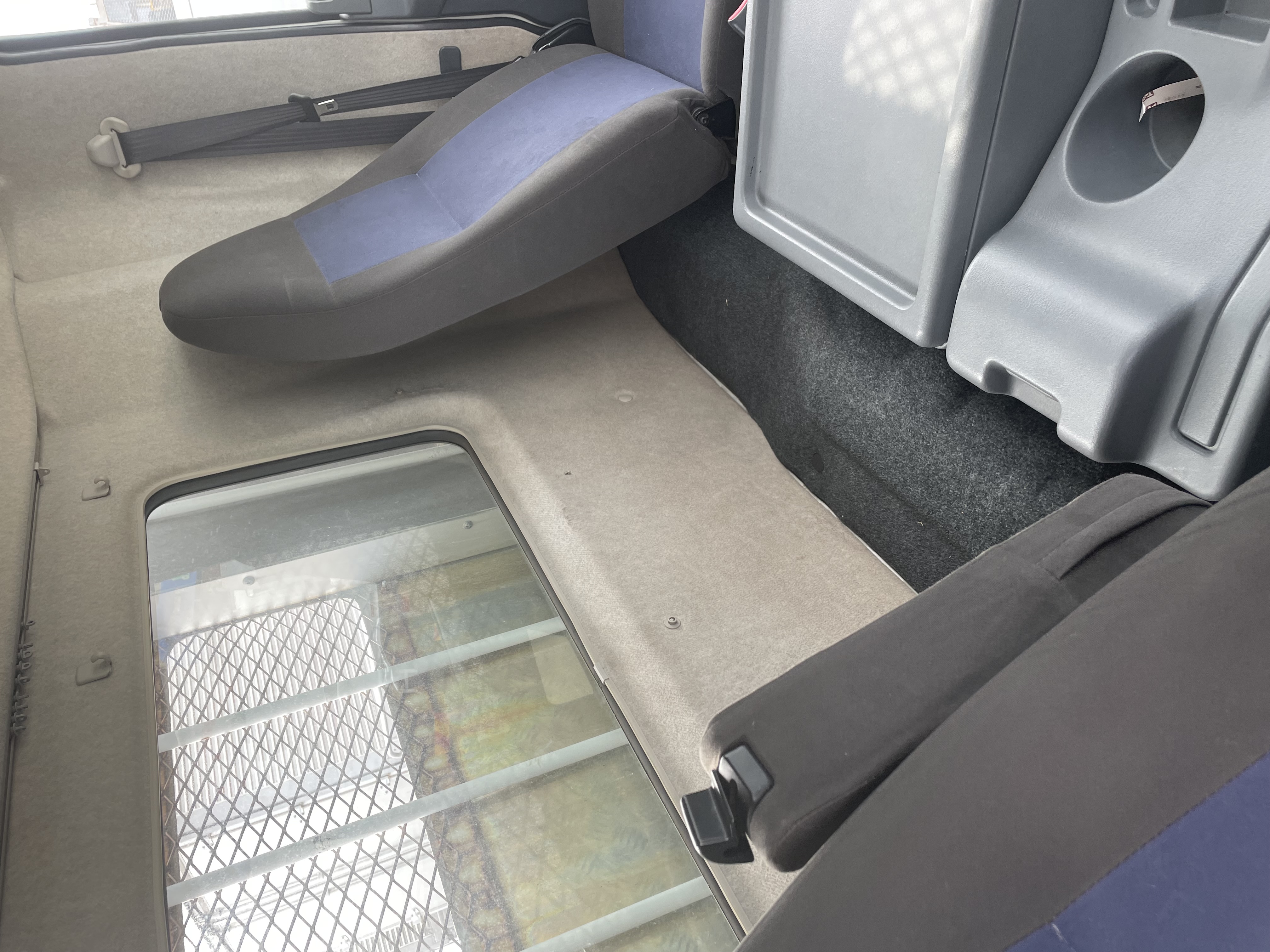 三菱 ふそう ファイター H26 年式 TKG-FK72FY|中古トラックの販売・買取・査定のアイナビ