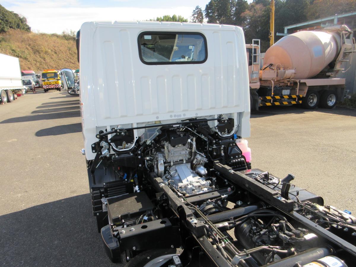 土砂禁深ダンプ 5トン未満 キャンター !!|中古トラックの販売・買取・査定のアイナビ