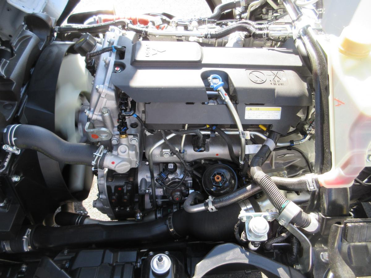 土砂禁深ダンプ 5トン未満 キャンター !!|中古トラックの販売・買取・査定のアイナビ