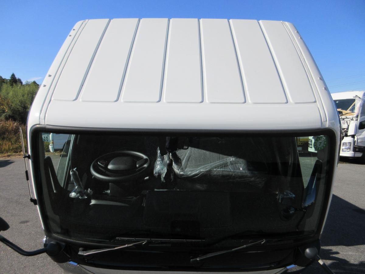 土砂禁深ダンプ 5トン未満 キャンター !!|中古トラックの販売・買取・査定のアイナビ