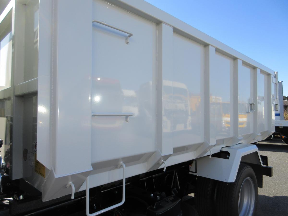 土砂禁深ダンプ 5トン未満 キャンター !!|中古トラックの販売・買取・査定のアイナビ