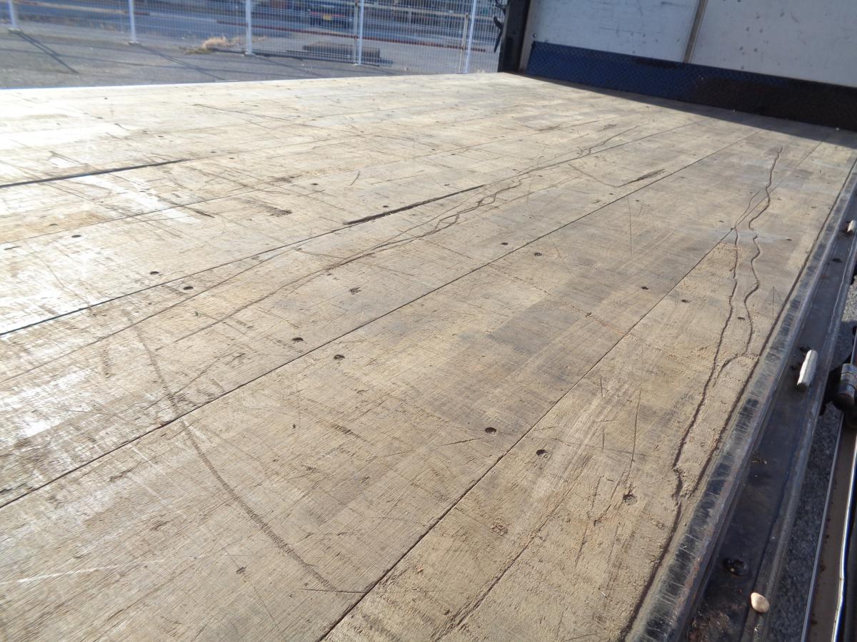 H.21年ダイナ4.0ワイドフルジャストローアルミW格納ゲート|中古トラックの販売・買取・査定のアイナビ