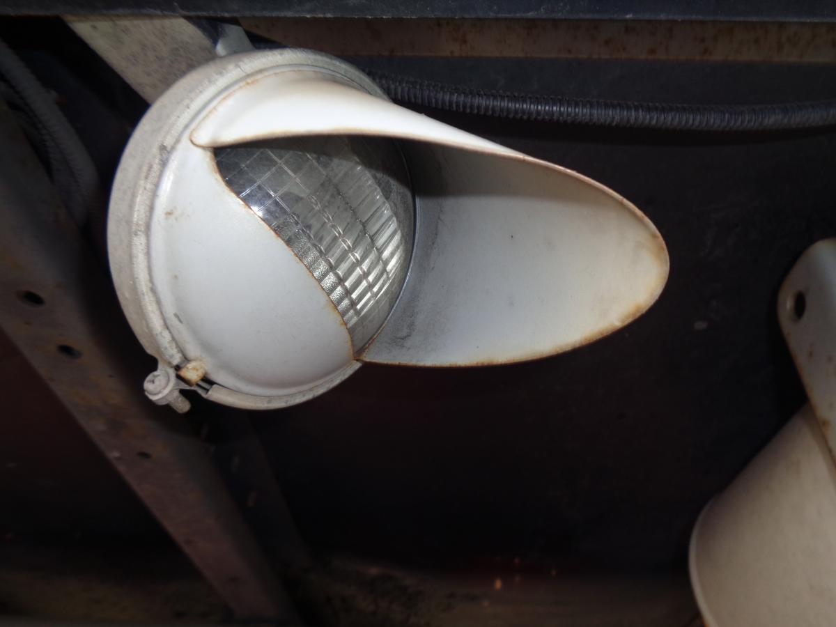 H.21年ダイナ4.0ワイドフルジャストローアルミW格納ゲート|中古トラックの販売・買取・査定のアイナビ