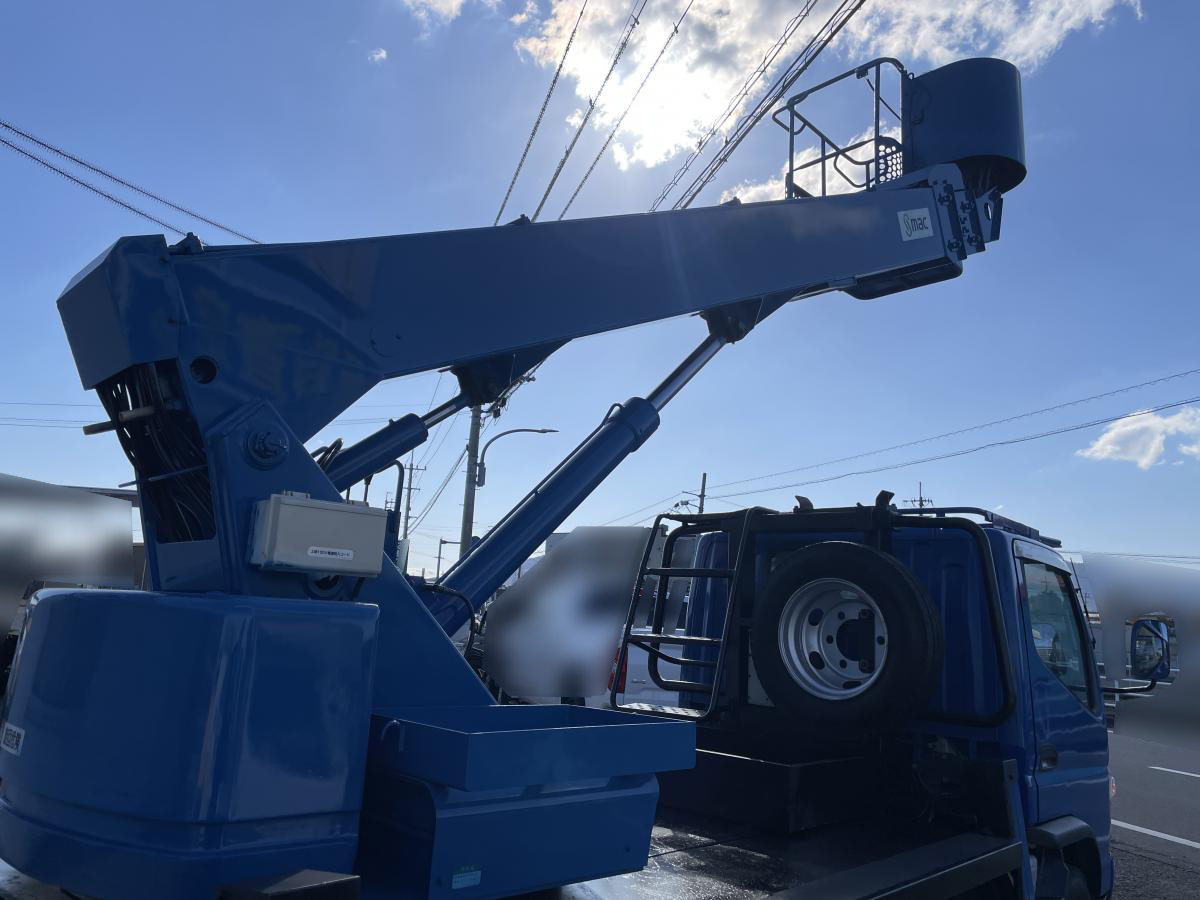 H20キャンター 高所作業車 NSS125積載荷重200Kg|中古トラックの販売・買取・査定のアイナビ