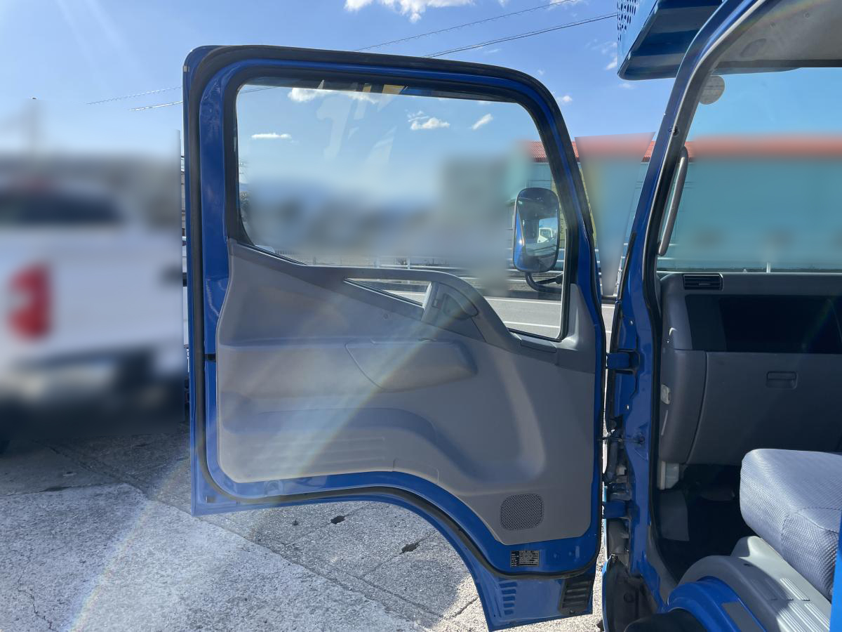 H20キャンター 高所作業車 NSS125積載荷重200Kg|中古トラックの販売・買取・査定のアイナビ