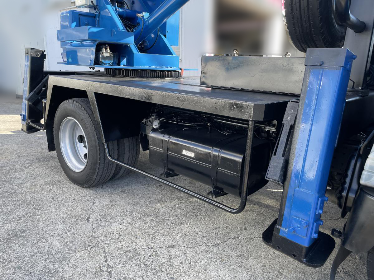 H20キャンター 高所作業車 NSS125積載荷重200Kg|中古トラックの販売・買取・査定のアイナビ