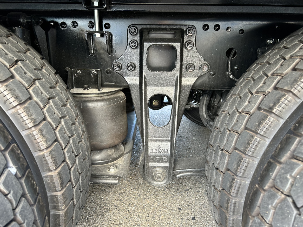 スーパーグレート 車検付☆未使用車積載13000Kgクレーン付平ボデ-|中古トラックの販売・買取・査定のアイナビ