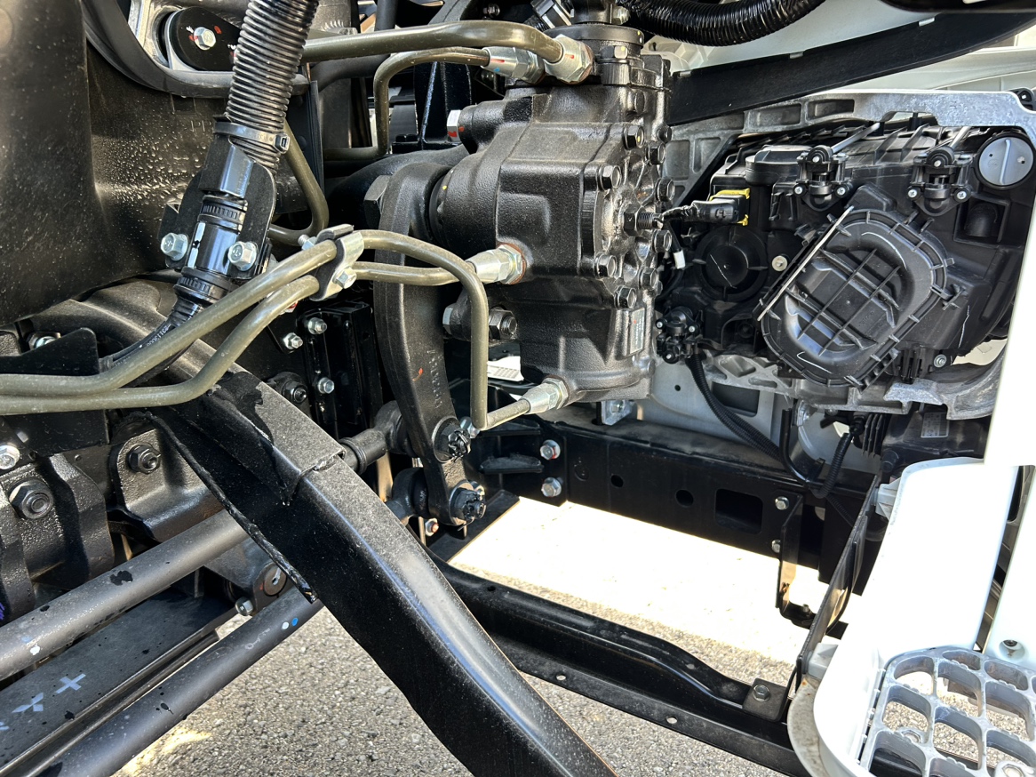 スーパーグレート 車検付☆未使用車積載13000Kgクレーン付平ボデ-|中古トラックの販売・買取・査定のアイナビ