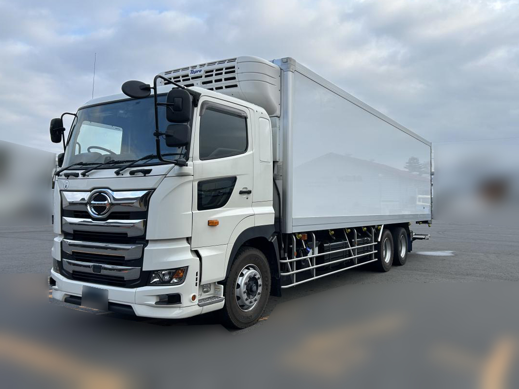 日野プロフィア冷蔵冷凍車格納ゲート|中古トラックの販売・買取・査定のアイナビ