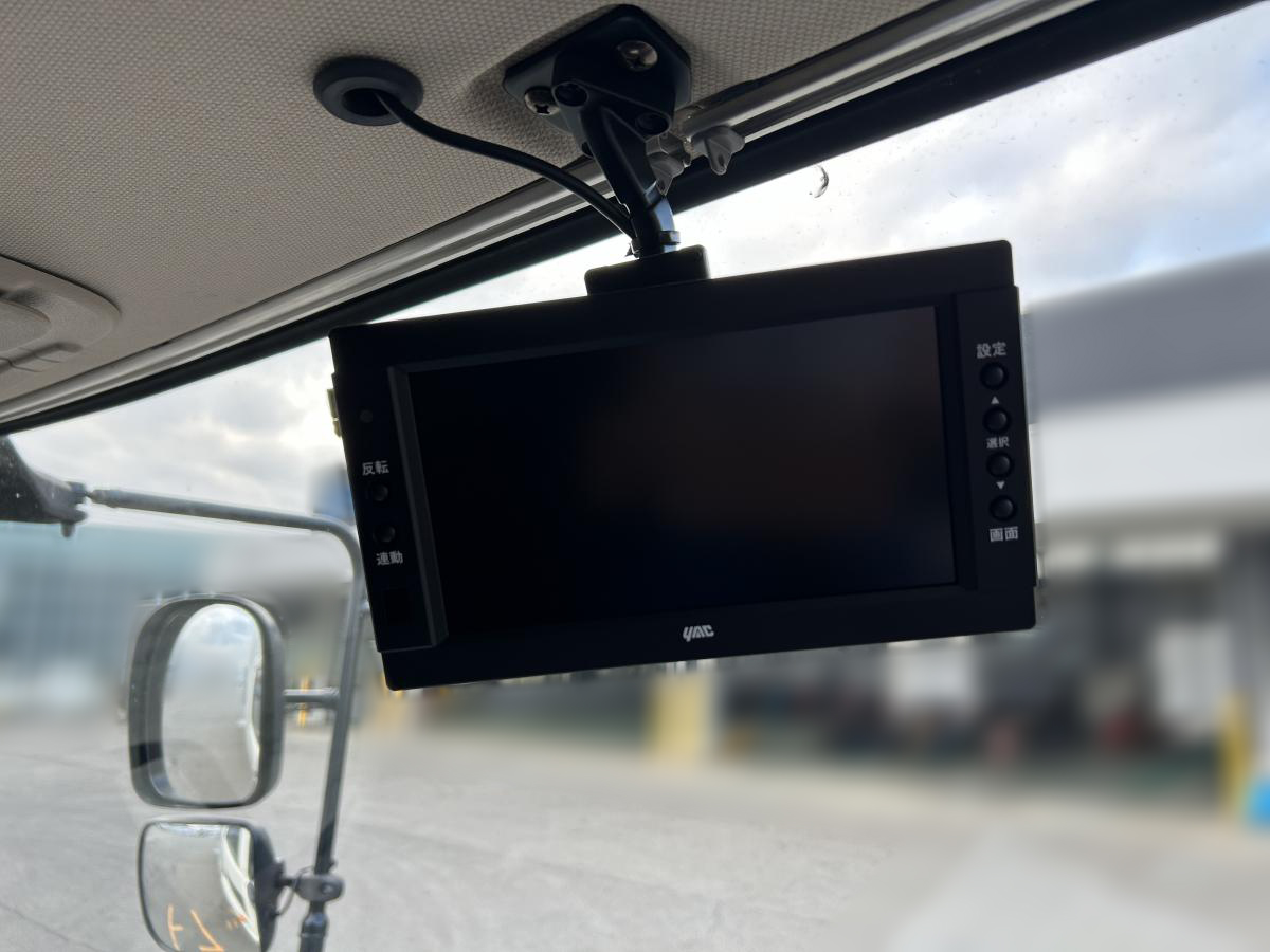 日野プロフィア冷蔵冷凍車格納ゲート|中古トラックの販売・買取・査定のアイナビ