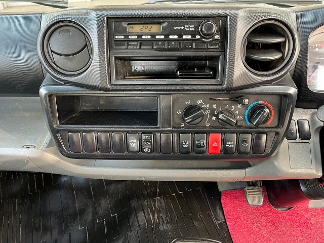 デュトロ 3トン積載★4ナンバー★新明和製★強化ダンプ★日野★5速MT車|中古トラックの販売・買取・査定のアイナビ