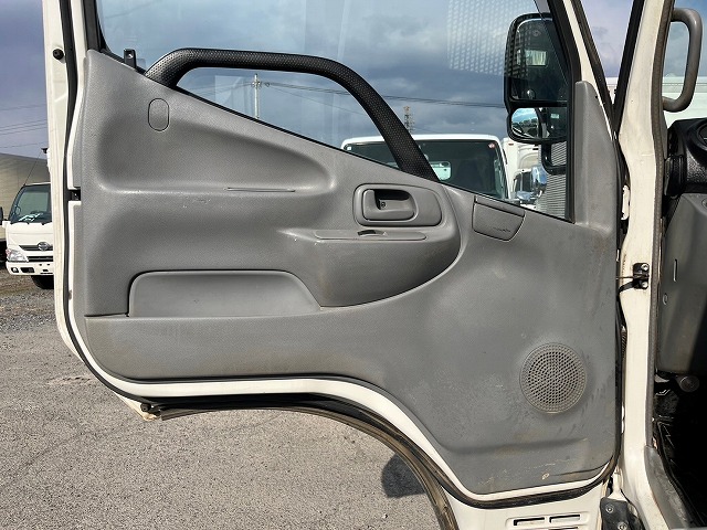 デュトロ 3トン積載★4ナンバー★新明和製★強化ダンプ★日野★5速MT車|中古トラックの販売・買取・査定のアイナビ