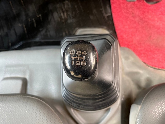 デュトロ 3トン積載★4ナンバー★新明和製★強化ダンプ★日野★5速MT車|中古トラックの販売・買取・査定のアイナビ