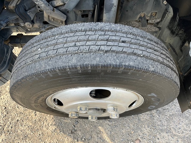 デュトロ 3トン積載★4ナンバー★新明和製★強化ダンプ★日野★5速MT車|中古トラックの販売・買取・査定のアイナビ