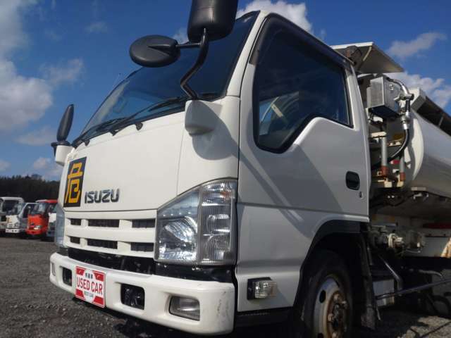 いすゞエルフ タンクローリー4WD 2層3.5KL 消防書類有|中古トラックの販売・買取・査定のアイナビ