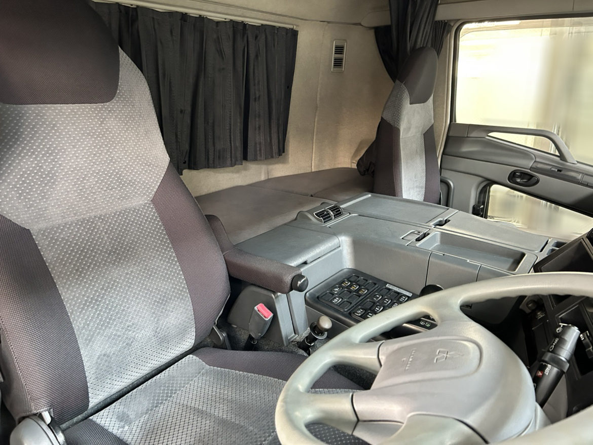 スーパーグレート 平成23年車☆積載13900Kg12800ccアルミウィング|中古トラックの販売・買取・査定のアイナビ