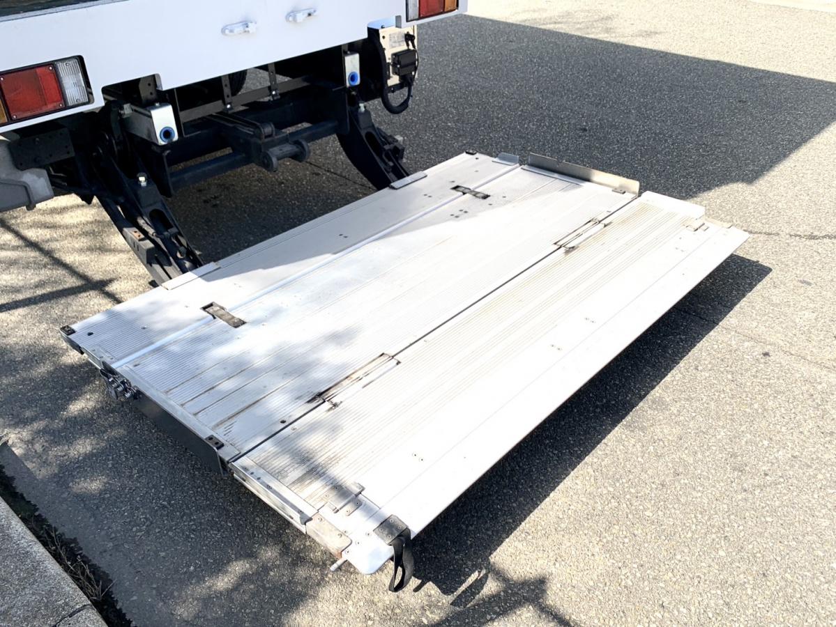 エルフ H27年式 TKG-NPR85YN ワイドロング 検査・格納ゲート付バン|中古トラックの販売・買取・査定のアイナビ