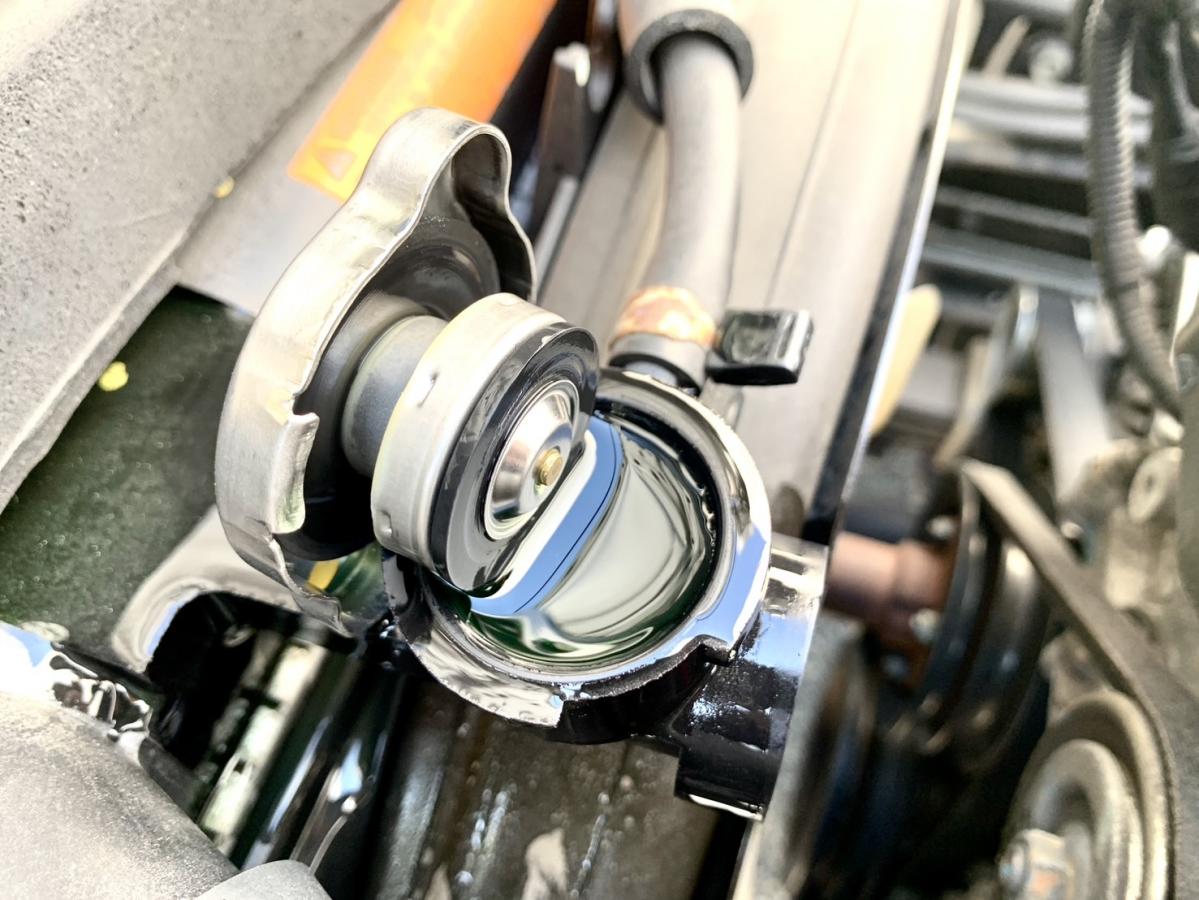 エルフ H27年式 TKG-NPR85YN ワイドロング 検査・格納ゲート付バン|中古トラックの販売・買取・査定のアイナビ