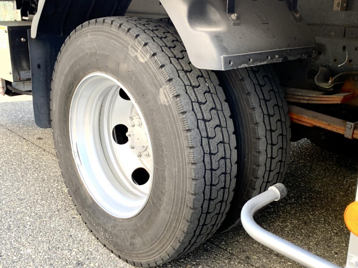 エルフ H27年式 TKG-NPR85YN ワイドロング 検査・格納ゲート付バン|中古トラックの販売・買取・査定のアイナビ