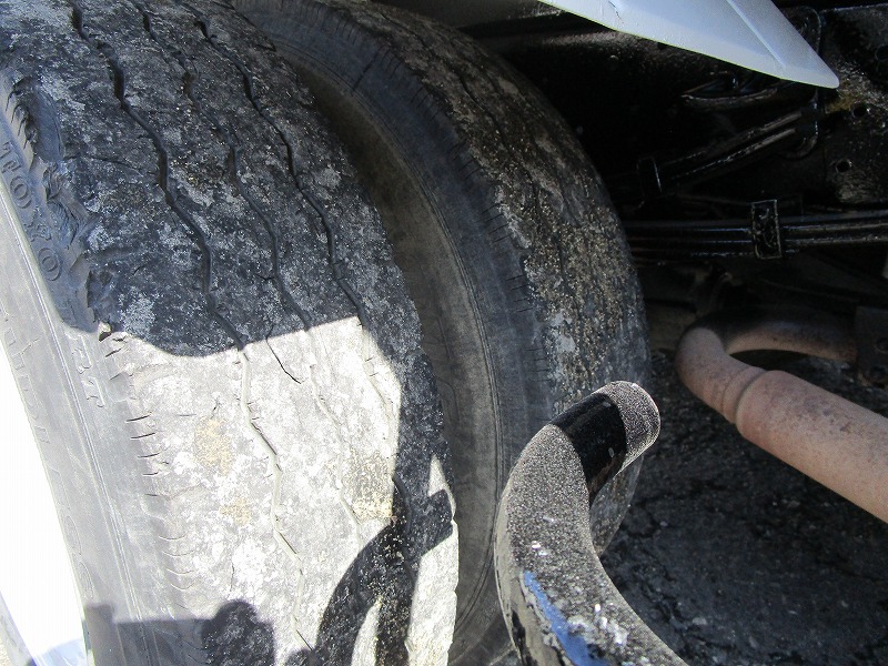 フォワード 4tダンプ|中古トラックの販売・買取・査定のアイナビ