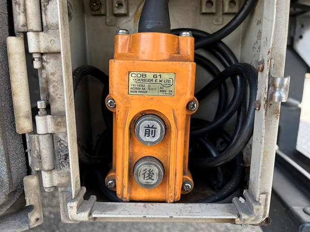 キャンター オートフロア★標準幅★内高:202cm★12.8万km★デュオニック|中古トラックの販売・買取・査定のアイナビ