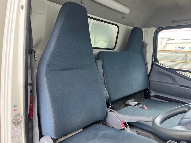 キャンター オートフロア★標準幅★内高:202cm★12.8万km★デュオニック|中古トラックの販売・買取・査定のアイナビ