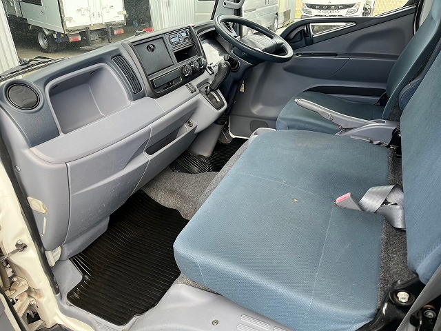 キャンター オートフロア★標準幅★内高:202cm★12.8万km★デュオニック|中古トラックの販売・買取・査定のアイナビ