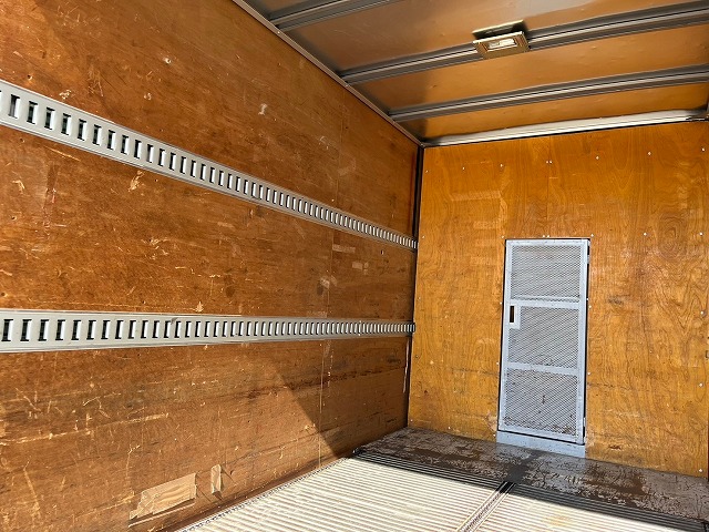 キャンター オートフロア★標準幅★内高:202cm★12.8万km★デュオニック|中古トラックの販売・買取・査定のアイナビ