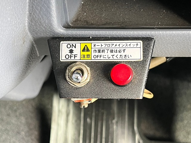 キャンター オートフロア★標準幅★内高:202cm★12.8万km★デュオニック|中古トラックの販売・買取・査定のアイナビ