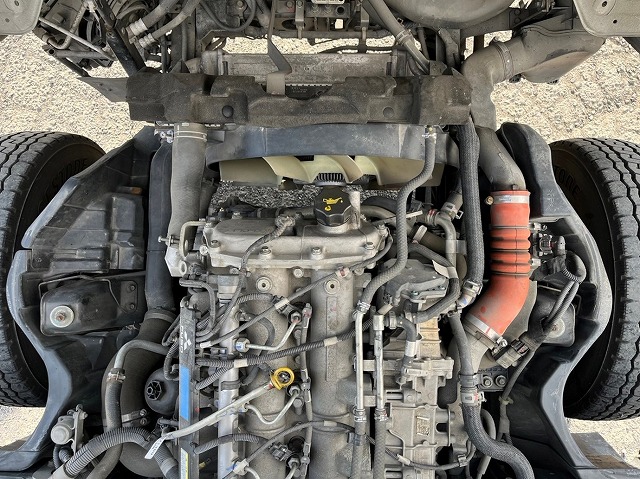 キャンター オートフロア★標準幅★内高:202cm★12.8万km★デュオニック|中古トラックの販売・買取・査定のアイナビ