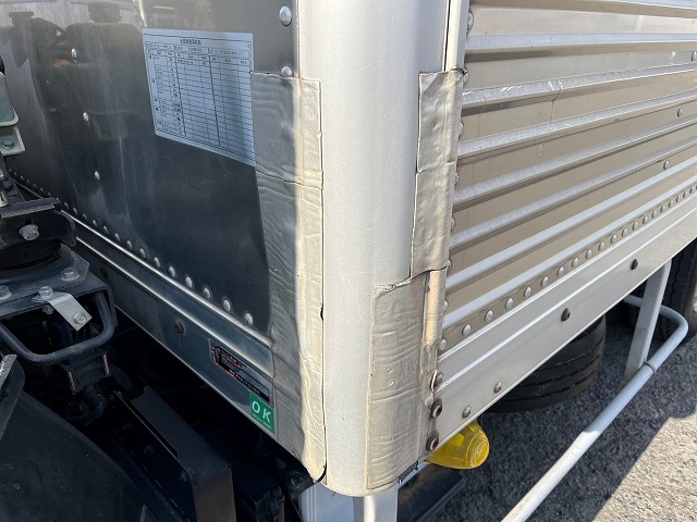 キャンター オートフロア★標準幅★内高:202cm★12.8万km★デュオニック|中古トラックの販売・買取・査定のアイナビ