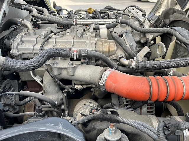 キャンター オートフロア★標準幅★内高:202cm★12.8万km★デュオニック|中古トラックの販売・買取・査定のアイナビ