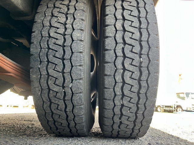 キャンター オートフロア★標準幅★内高:202cm★12.8万km★デュオニック|中古トラックの販売・買取・査定のアイナビ