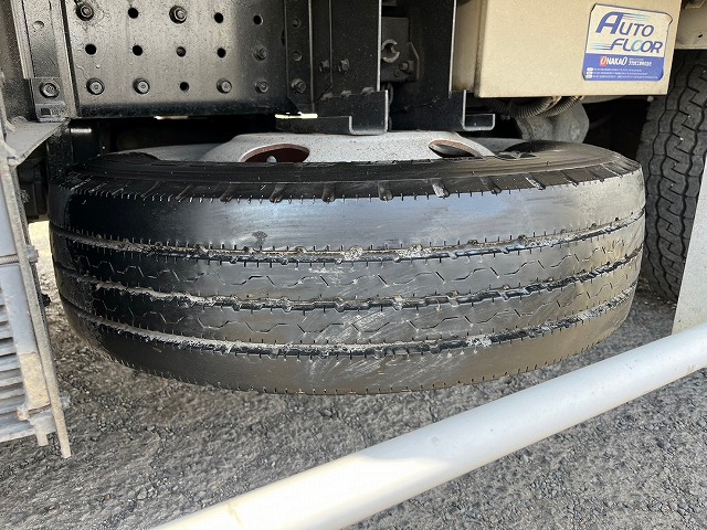 キャンター オートフロア★標準幅★内高:202cm★12.8万km★デュオニック|中古トラックの販売・買取・査定のアイナビ