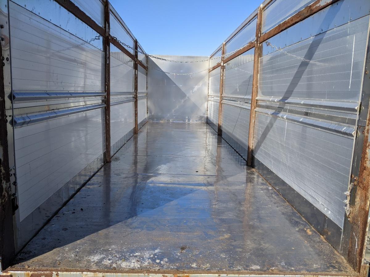 スーパーグレート 希少! H25 AT 3軸 9600ボディ チップ運搬車|中古トラックの販売・買取・査定のアイナビ