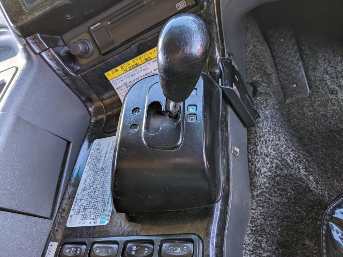 スーパーグレート 希少! H25 AT 3軸 9600ボディ チップ運搬車|中古トラックの販売・買取・査定のアイナビ