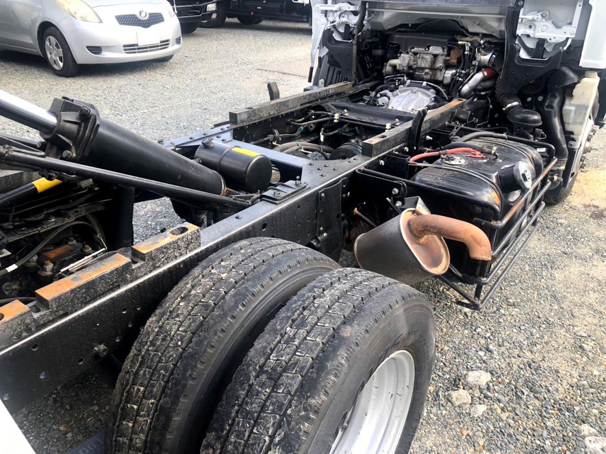 平成24年いすゞエルフ3tダンプ低床SKG-NKR85AD|中古トラックの販売・買取・査定のアイナビ