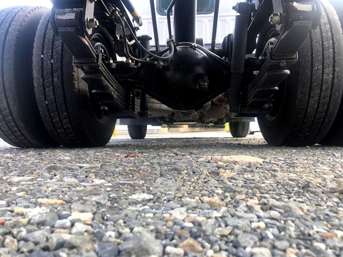 平成24年いすゞエルフ3tダンプ低床SKG-NKR85AD|中古トラックの販売・買取・査定のアイナビ