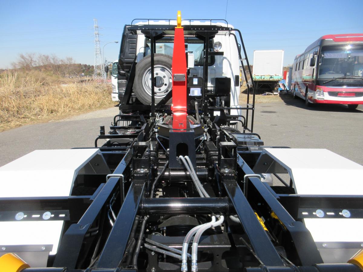 脱着装置付コンテナ専用車 極東製 フックロール ファイター|中古トラックの販売・買取・査定のアイナビ